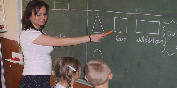 4+4+4 Eğitim Sistemine Sınıf Öğretmenleri Kurban Edilemez!