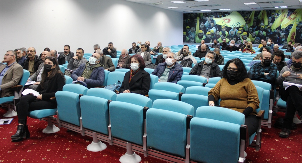 Danıştay’dan Önemli Karar: DEÜ’nün Eğitim Hakkından Mahrum Bıraktığı Üyemiz, Öğrencilik Haklarını Kazandı