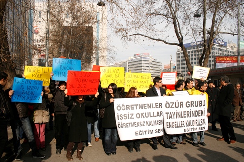 Ataması Yapılmayan Öğretmenlerin Ataması Yapılmalı, Özür Gurubundan Tayinlerin Yılda Bir Kez Yapılması Düzenlemesinden Geri Dönülmelidir!