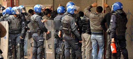 Denizli'de Açlık Grevine Dikkat Çekmek İsteyen ve Gözaltına Alınan Öğrenciler Derhal Serbest Bırakılmalıdır!