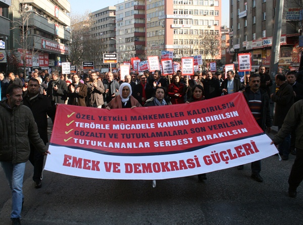 Kararlı Mücadelemizden Bir Adım Geri Atmayacağız!