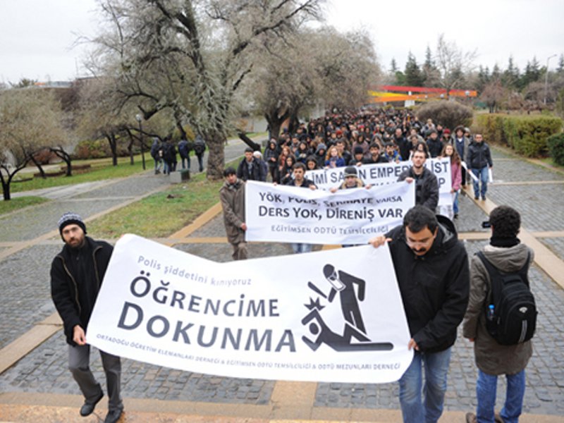 Öğretim Elemanlarından Rektörlere Karşı Ortak Bildiri