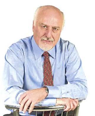 Önlüğü Unut, Şimdi Kıyafet Zabıtası - Yalçın Doğan