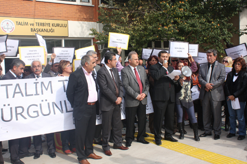 Talim ve Terbiye Kurulu Protesto Edildi