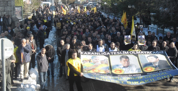 Tunceli Eğitim Sen: Yöneticilerimiz Derhal Serbest Bırakılsın!