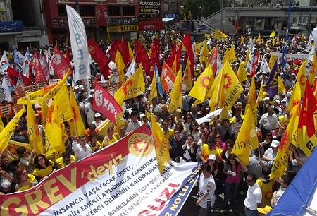 Umuttan Korkanlara Türkiye'nin Dört Bir Yanında Direnen Emekçiler Yanıt Verdi!