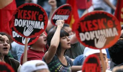 19 Şubat Operasyonlarıyla Tutuklanan 8 KESK Üyesi Serbest!