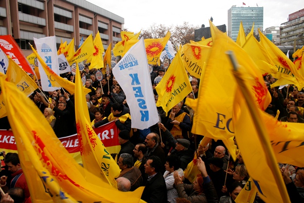 Eğitim Sen 4 - 5 Haziran’da Grev’de!