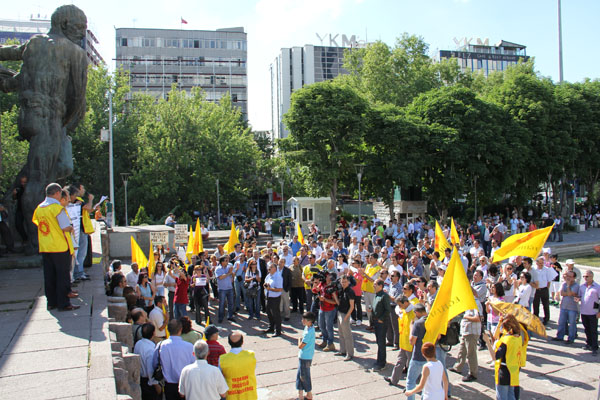 Eğitim Sen Ankara Şubeleri, Karne Gününde AKP’ye Karnesini, AKP Faşizmine Direnenlere İse Takdirnamesini Verdi