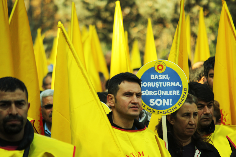 Milli Eğitim Bakanlığı Tarihsel Olarak İktidarların Halklara, Emekçilere Karşı Uyguladığı Baskı, Yıldırma Politikası Olan Sürgün Politikasından Vazgeçmiyor!