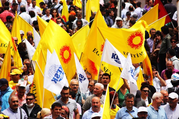 On Binler Meydanlarda Baskı ve Şiddete Karşı Alanlardaydı!