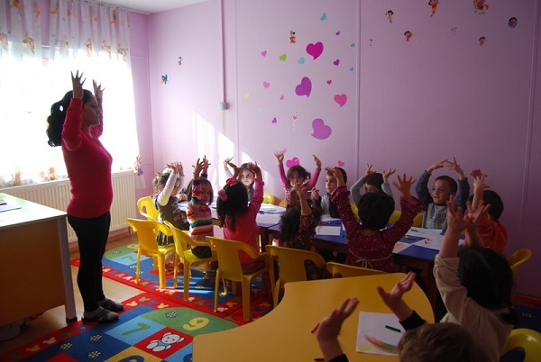Sadece Kreş Değil Anadilde Kreş