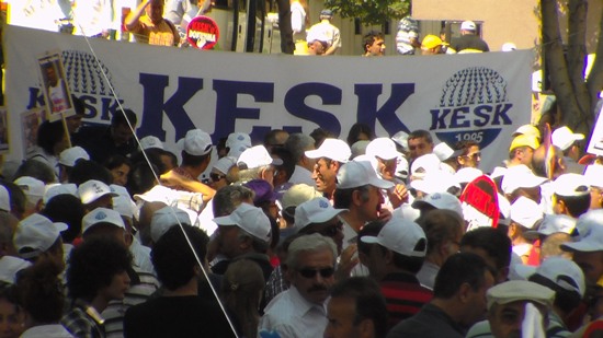 Yitirdiklerimizin Adı Yürüyüş Kollarımızda!