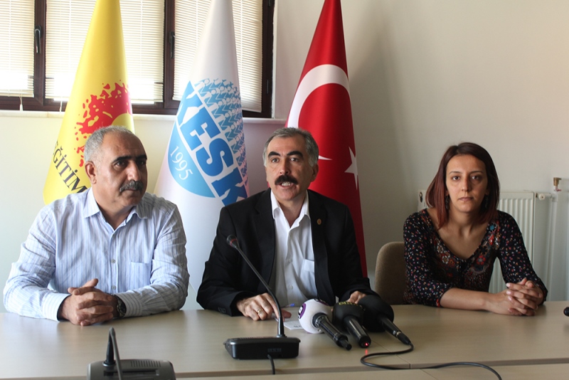 2014–2015 Eğitim - Öğretim Yılını Her Yıl Giderek Ağırlaşan ve Acil Çözüm Bekleyen Sorunlarla Açıyoruz!