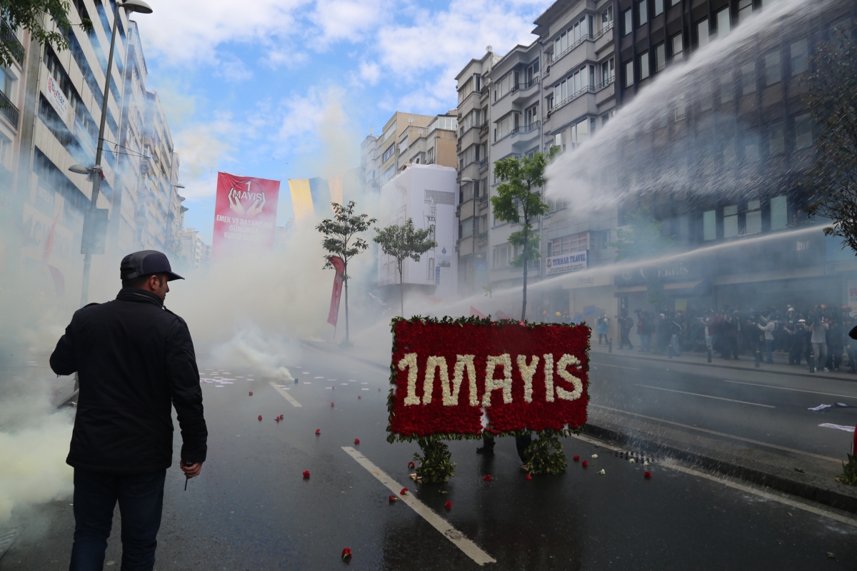 AKP İktidarının Hak Hukuk Tanımaz Baskıcı Karakteri, Başta İstanbul ve Ankara Olmak Üzere 1 Mayıs'ta Kendini Bir Kez Daha Gösterdi!