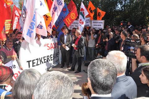Tezkereye Karşı Halk Sokakta!