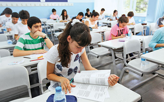 Yeni Ortaöğretime Geçiş Sistemi Mevcut Sorunlara Çözüm Üretmemekte, Öğrencileri Özel Liselere, Meslek Liselerine ve İmam Hatiplere Yönlendirmektedir!