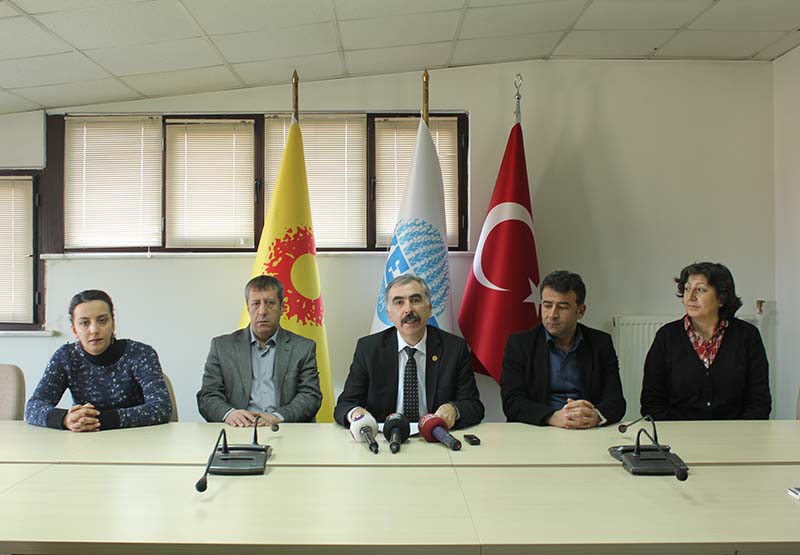 2014 - 2015 Eğitim - Öğretim Yılı İlk Yarısında MEB’in Karnesi Kırıklarla Doludur!