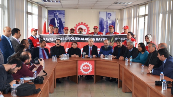 AKP’nin Savaş Ve Baskı Politikalarına Karşı Hizmet Üretmiyoruz!