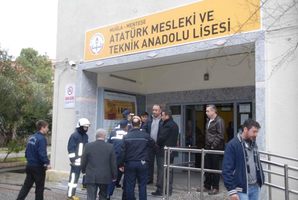 Okullarda İhmal Öğrencileri Tehdit Etmeye Devam Ediyor!