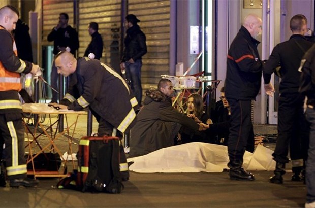 Paris'te Yaşanan Katliamı Lanetliyoruz!