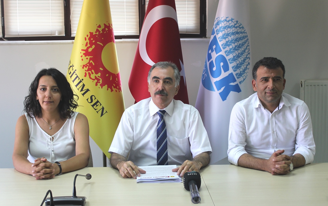 Darbe Girişimi Gerekçesiyle Başlatılan Haksız Açığa Almalara Son Verilmeli,  Eğitimde Sözleşmeli İstihdamdan Vazgeçilmelidir!