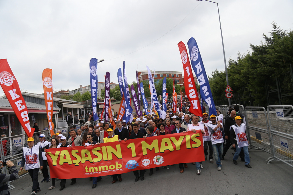 İstanbul 1 Mayıs’ında “Laiklik Ve Barış” Çağrısı Yapıldı