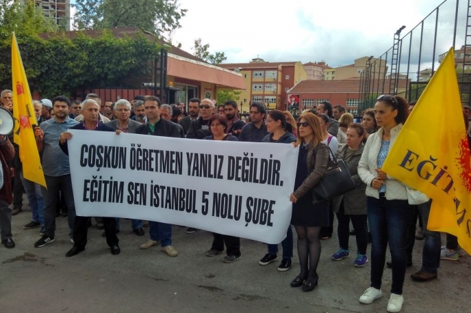 'Laik Eğitim' Eylemi Yapan Eğitim Sen Yöneticisine Saldırı