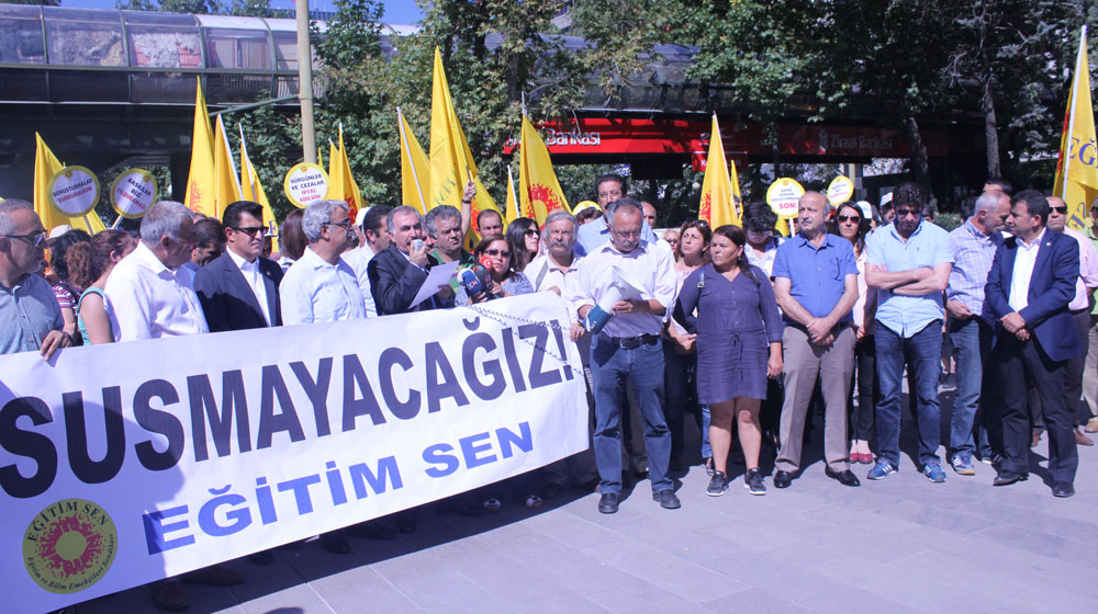 OHAL’i Siyasal Çıkarları İçin Kullananlar,  Darbe Fırsatçılığı Yapmaktan Vazgeçmelidir!