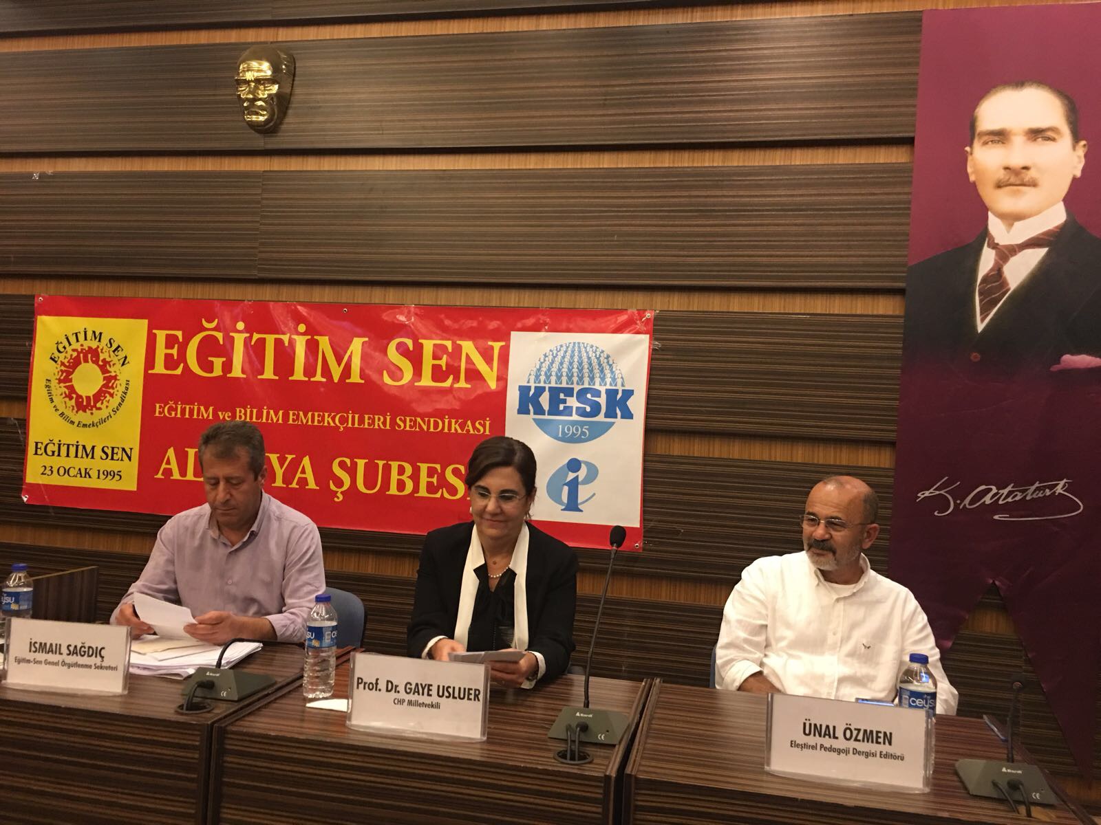 Eğitim Sen Alanya Şubesi "Eğitimde Dönüşüm Politikaları Konferansı" Düzenledi
