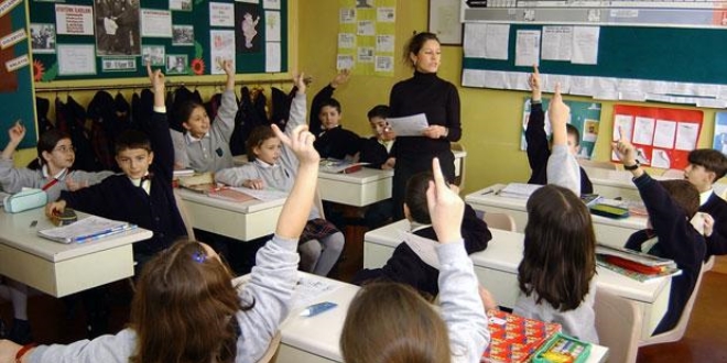 Sözleşmeli Öğretmenlere Yönelik Ayrımcı Uygulamalardan Vazgeçilmelidir!