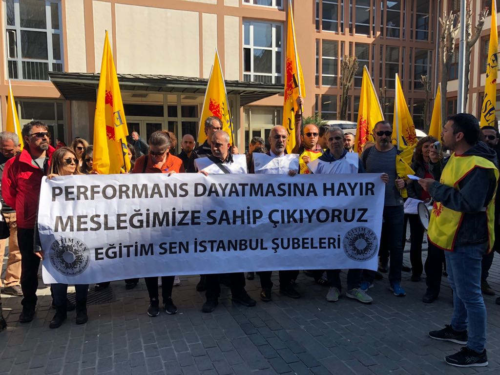 Performans Sistemine Karşı Eylemdeyiz!