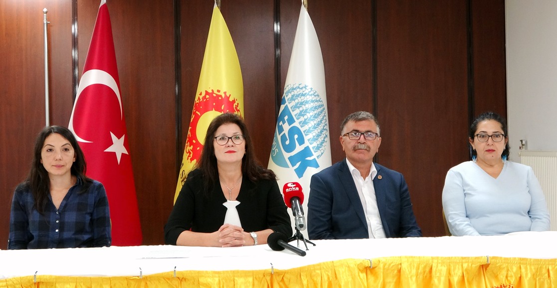Milli Eğitim Bakanı Her Fırsatta Öğretmenleri ve Sendikaları Suçlayacağına Eğitimin Sorunlarını Çözmek İçin Çalışmalıdır!