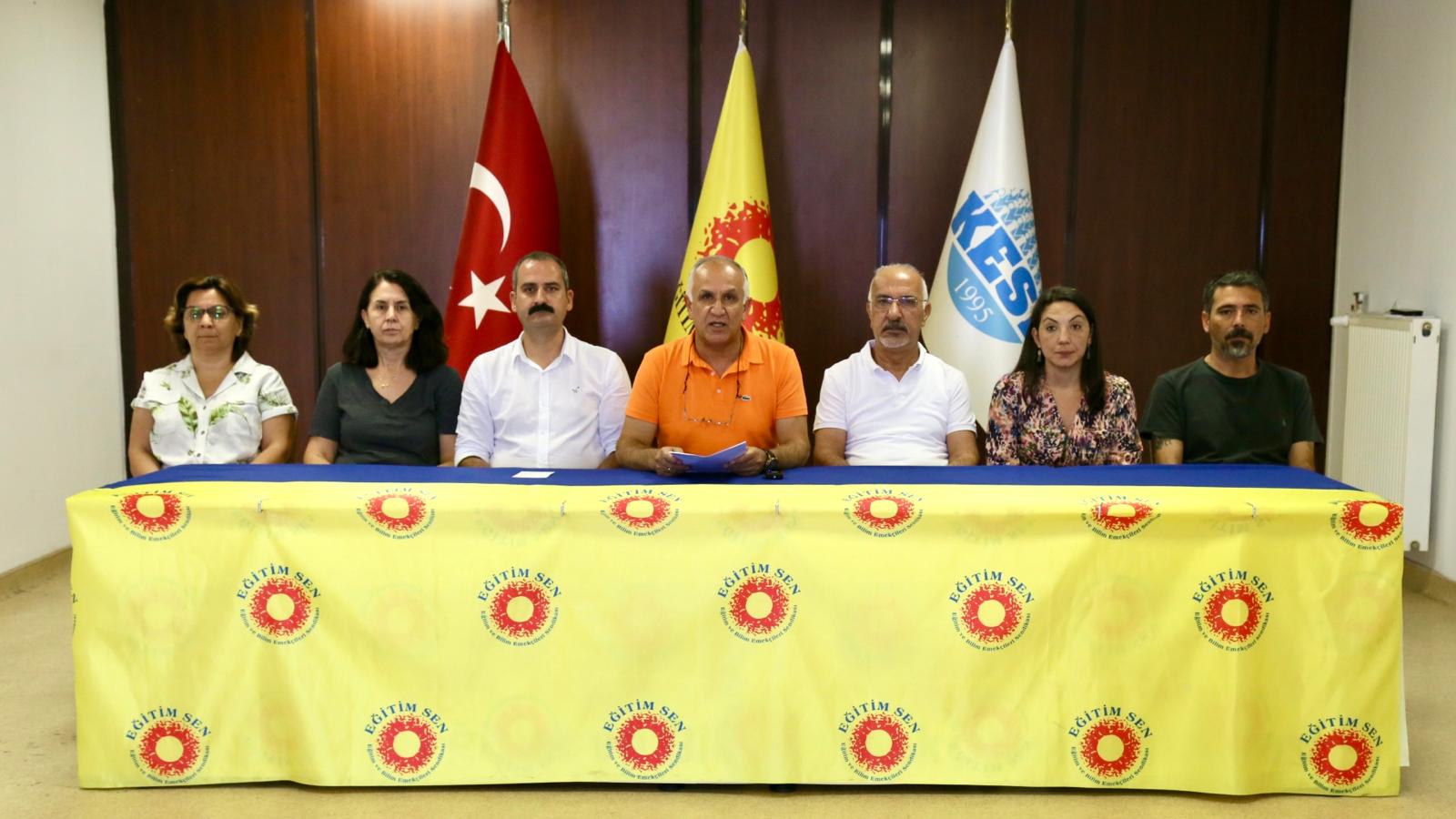Ders İçerikleri Siyasal İdeolojik İhtiyaçlarına Göre Değil, Pedagojik İlkelere Göre Oluşturulmalıdır!