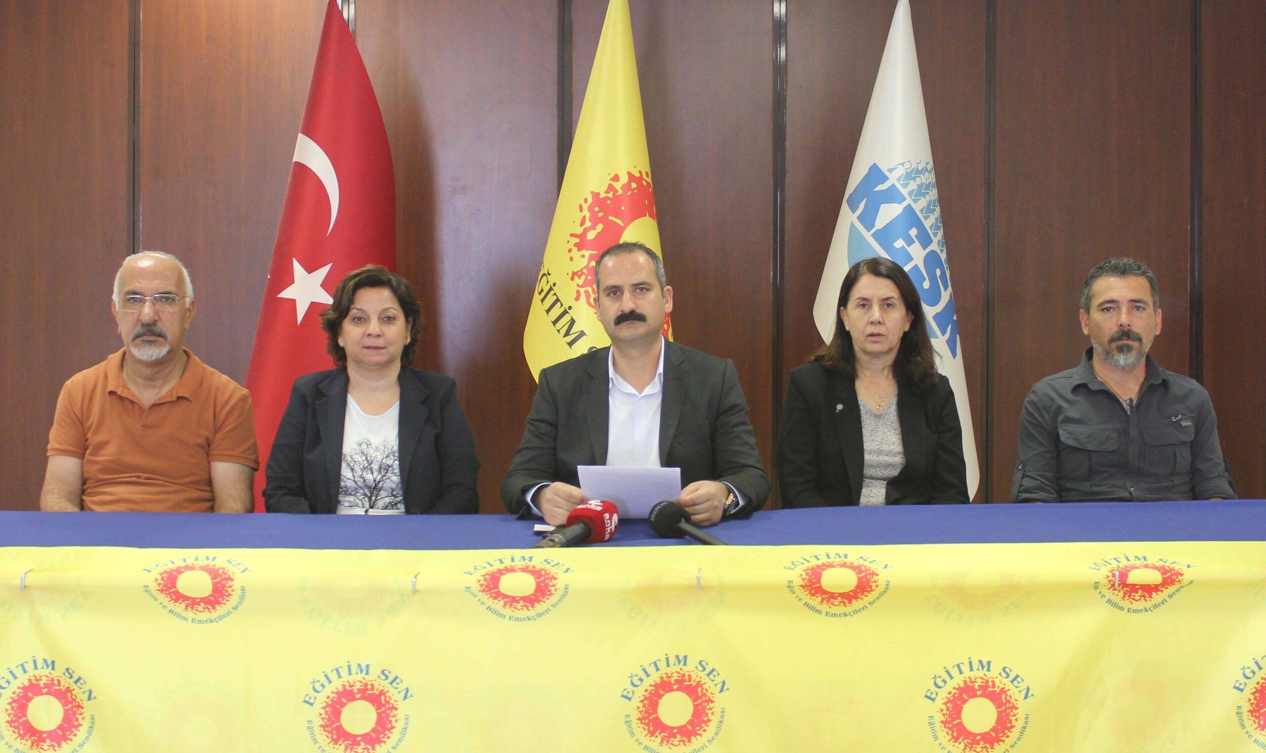 Öğretmenlik Mesleği Kanunu Tüm İtirazlarımıza Rağmen Yasalaştı! Haklarımıza ve Taleplerimize Sahip Çıkmayı Sürdüreceğiz!