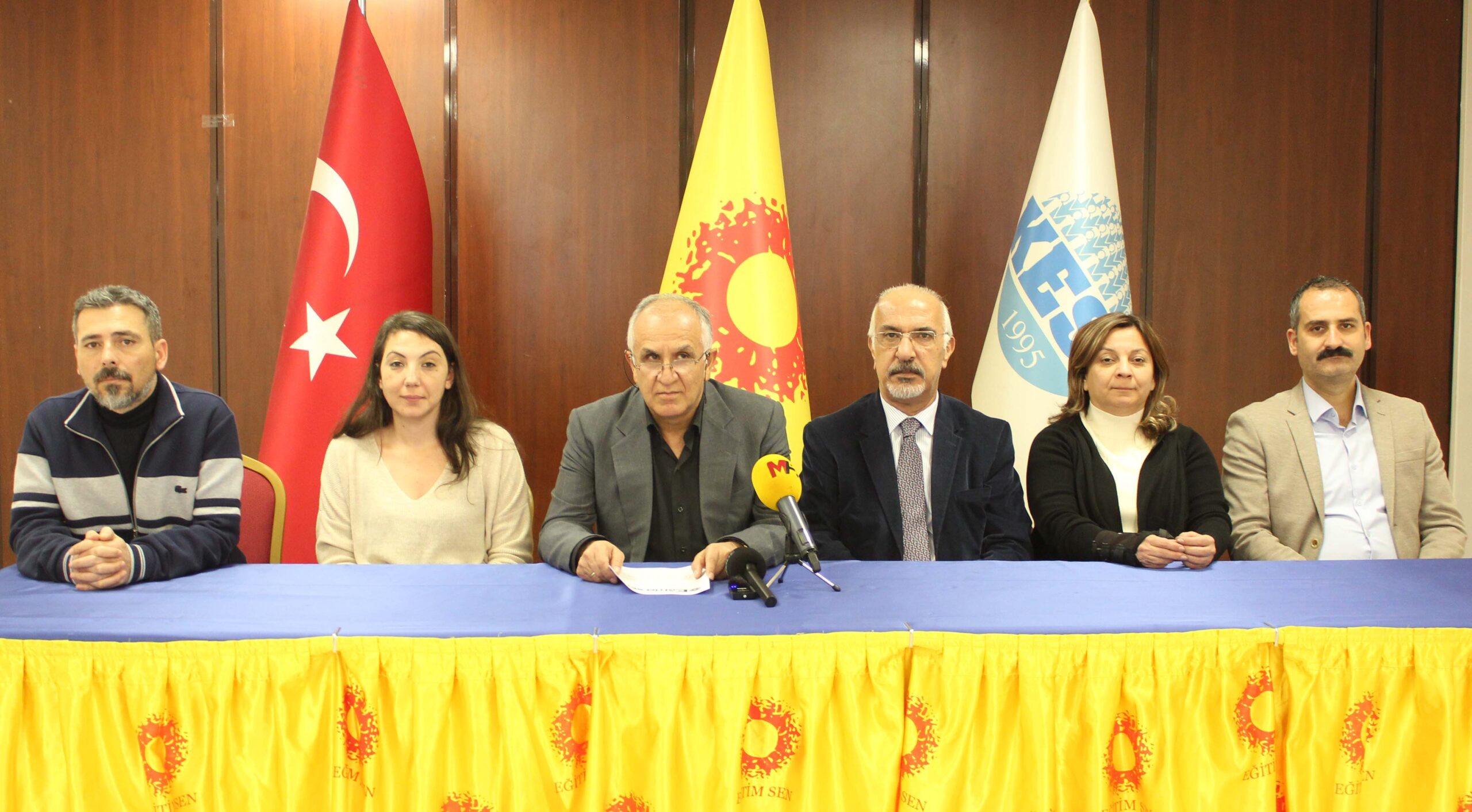 Okullarda Yaşanan Dinselleşme Kuşatmasına Sessiz ve Tepkisiz Kalmayacağız!